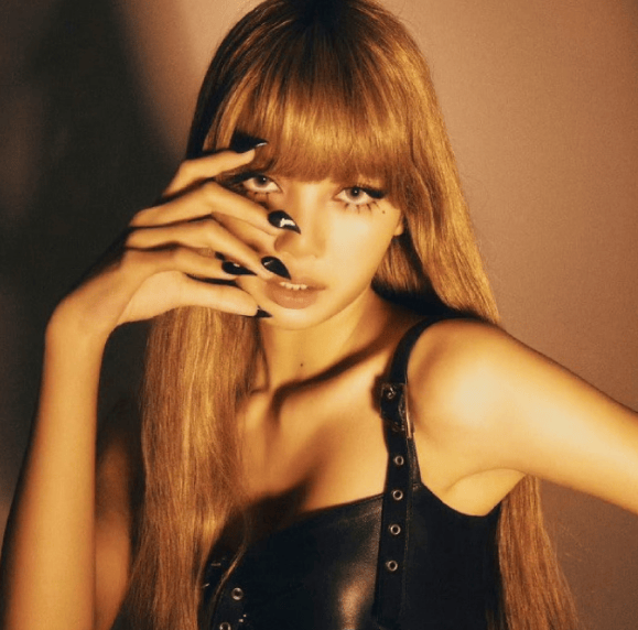 金来源 LISA加盟《惊天营救》衍生韩影！本月即将开拍